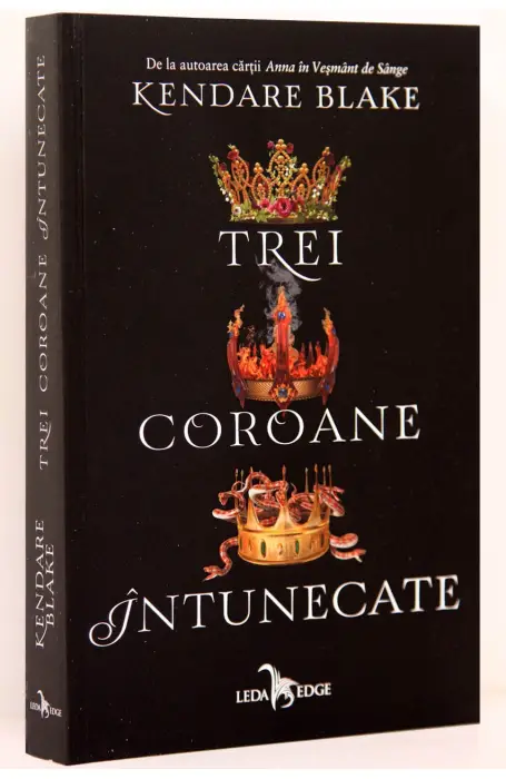 TREI COROANE INTUNECATE VOL 1